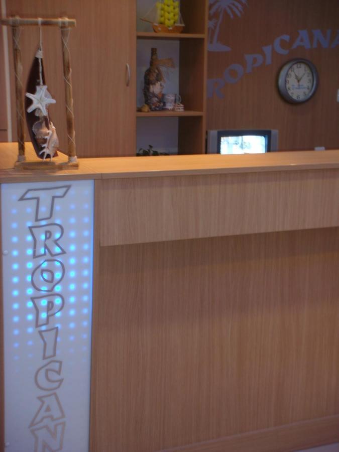 Hotel Тропикана Primorsko Esterno foto