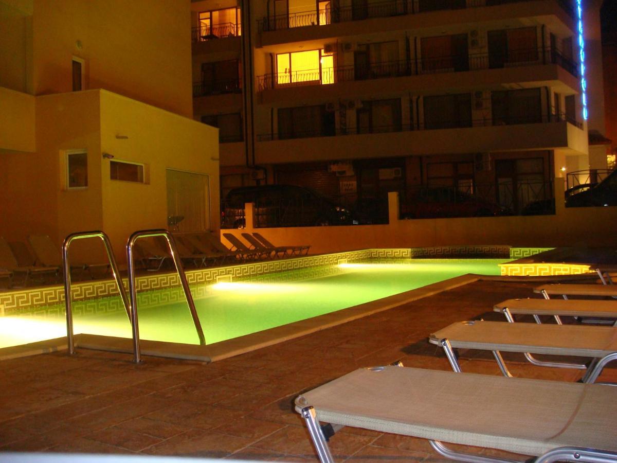 Hotel Тропикана Primorsko Esterno foto